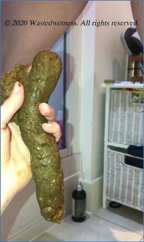 Wastedwetness et la gigantesque surprise scato de sa femme - vidéo scato
