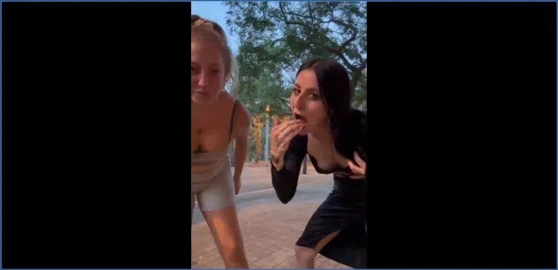 Kaitlyn Katsaros et Venom Evil s'éclatent dans la saleté à Barcelone - vidéo scato