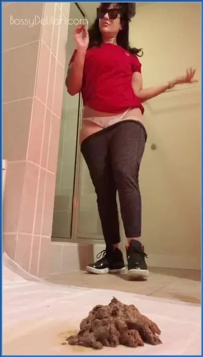 Delilah la Domina sert son scato le quatrième jour - vidéo scato