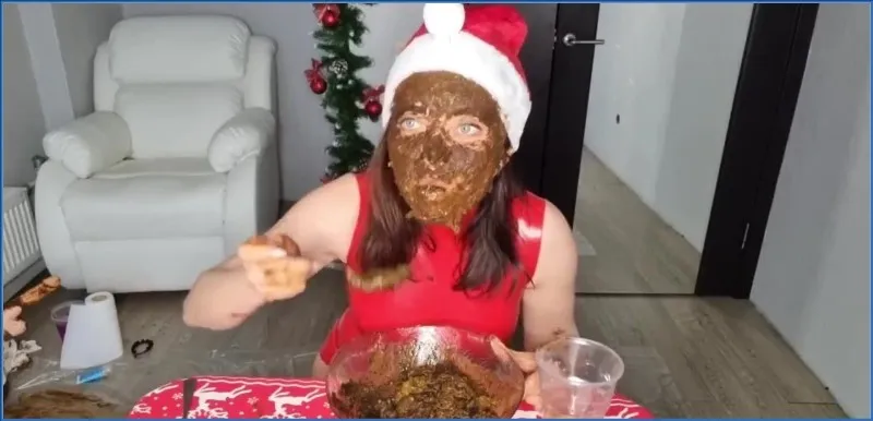 Scatlina en salope de Noël avec 22 charges de scato partie 2 - vidéo scato