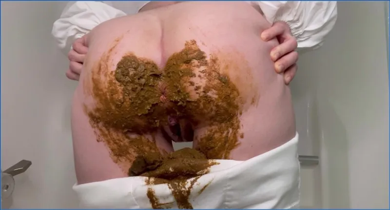 Sophia Sprinkle se fait Hohepriesterin dans la culotte - vidéo fétiche