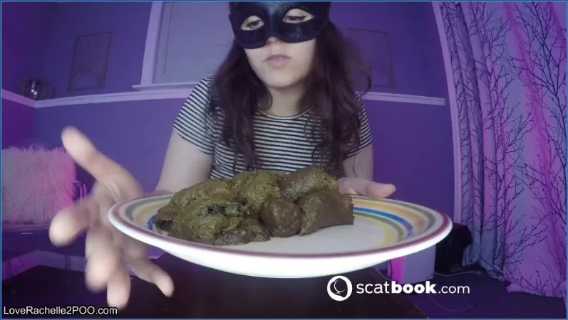 LoveRachelle te gavera son énorme caca dans la bouche - vidéo scato