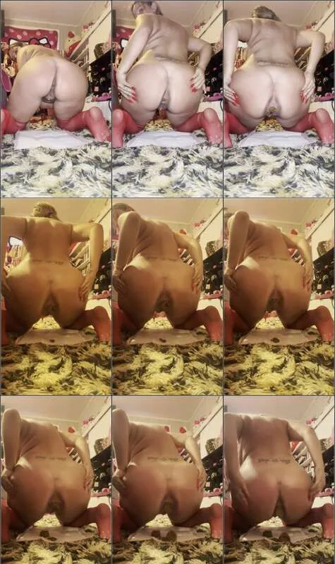 Miss Poopsalot fait caca dans de jolies chaussettes rouges - vidéo fétiche